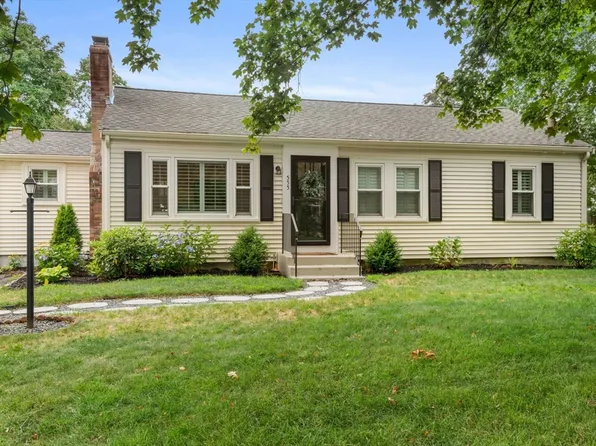 555 Bay Rd, Sharon, MA 02067