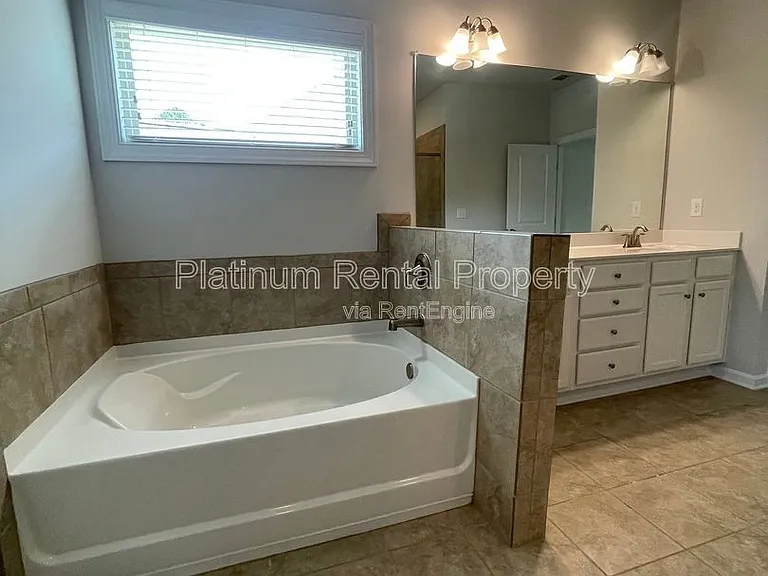 1825 Dahlia Dr — Photo 59