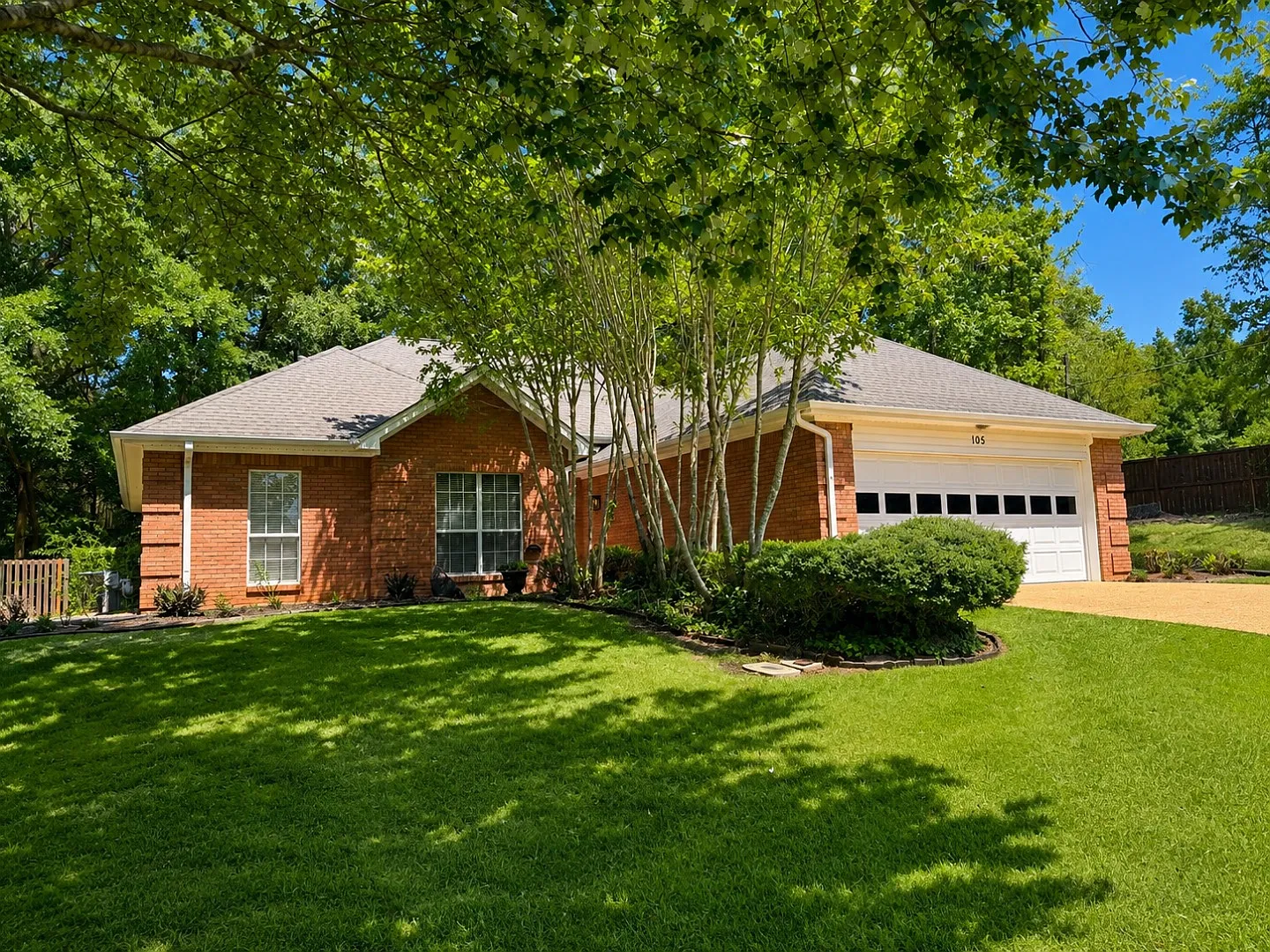 105 Sheffield Ct. — Photo 1