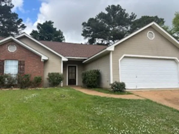 430 Twisted Oak Cv, Richland, MS 39218