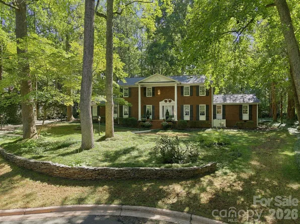 227 Camelot Dr, Salisbury, NC 28144