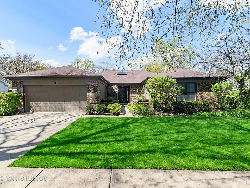 1st image of 1334 Rosewood Ave