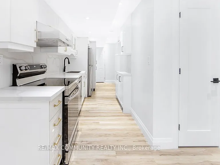 2447 Moonlight Cres #BASEMENT — Photo 6