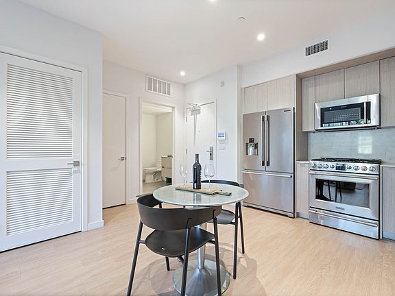 2nd image of 5843 W 88th St #211-88