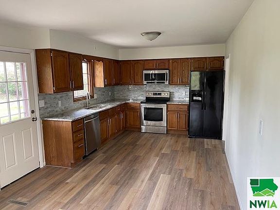 5th image of 1416 Navaho Cir