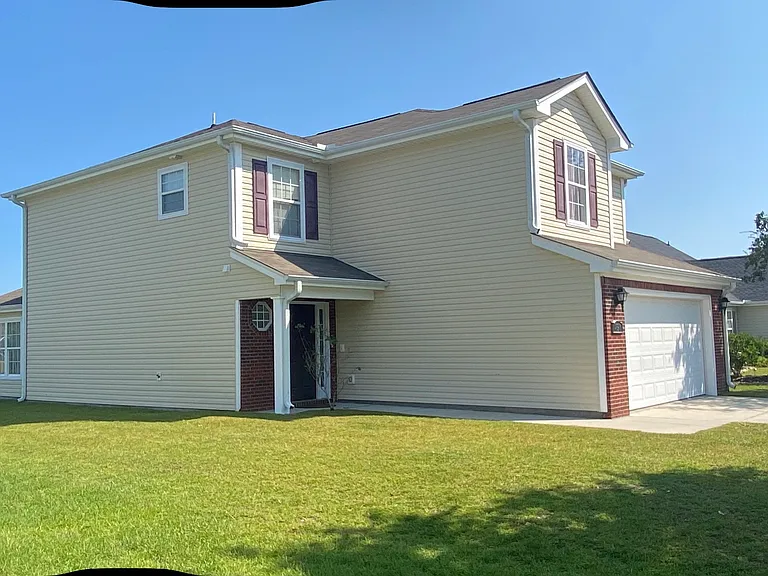 4636 E Walkerton Rd — Photo 2
