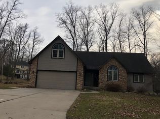 7513 Majestic Woods Dr #15, Linden, MI