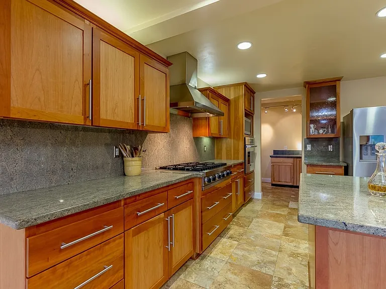 6191 Arnoldson Ct — Photo 6