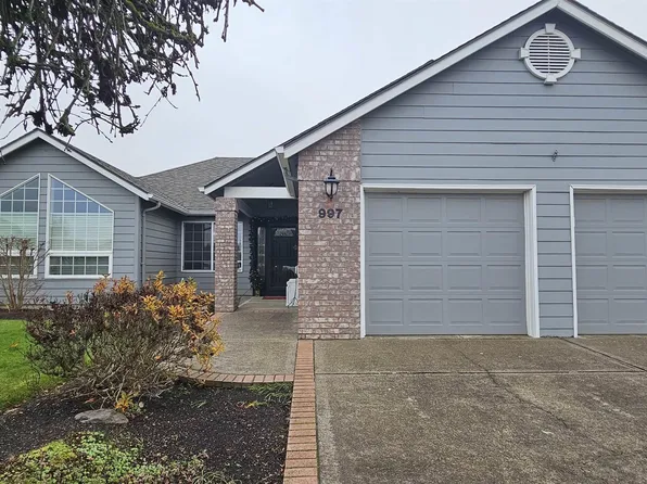 997 Glazemeadow St NE, Keizer, OR 97303