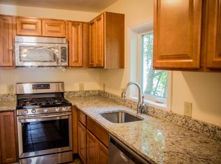 7 Cressey Pl APT 1, Lynn, MA 01902