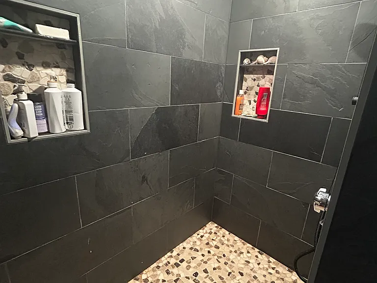 245 Log Cabin Ln — Photo 2