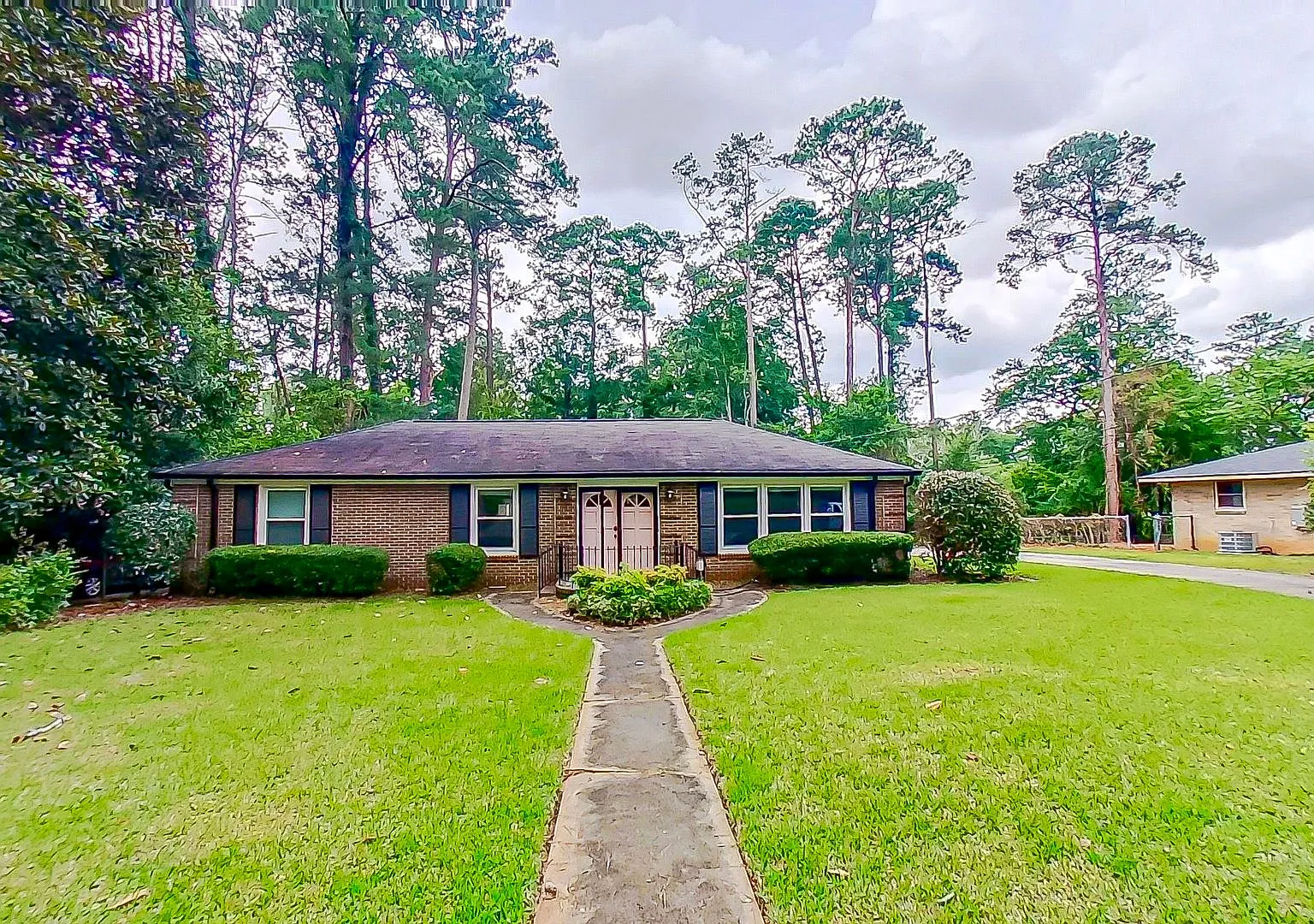 Gorgeous 3BR/2.5BA in great location! — Photo 1