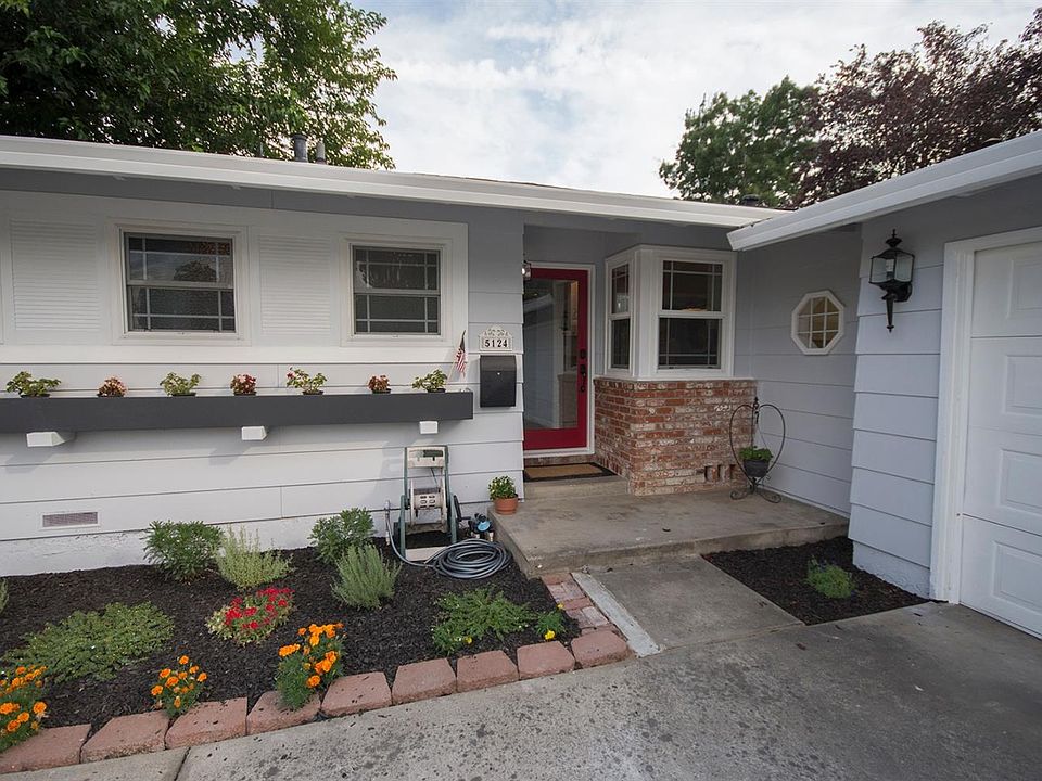 2nd image of 5124 Mount Rainier Dr