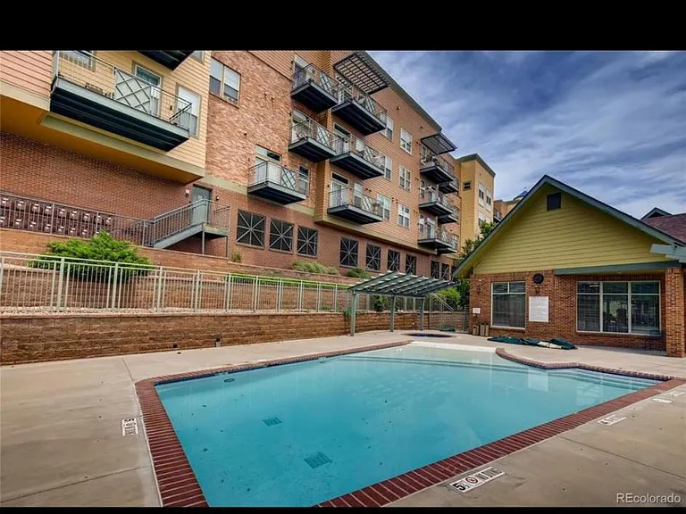 5453 Zephyr Ct — Photo 24
