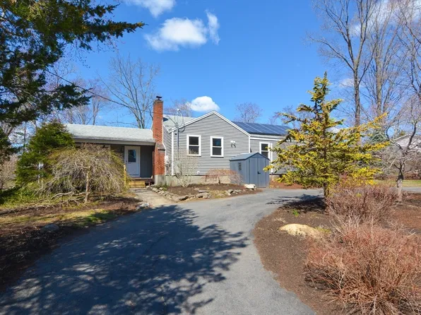 41 Flint Rd, Acton, MA 01720