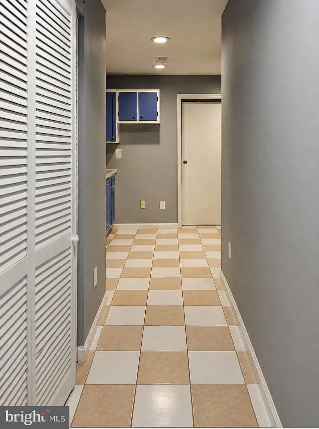1 bed, 1344 sqft, $1,300 — Photo 4
