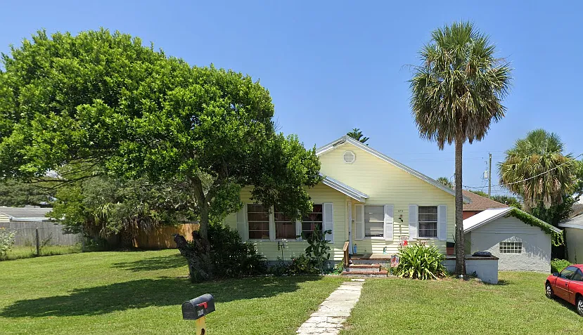 475 Phoenix Ave