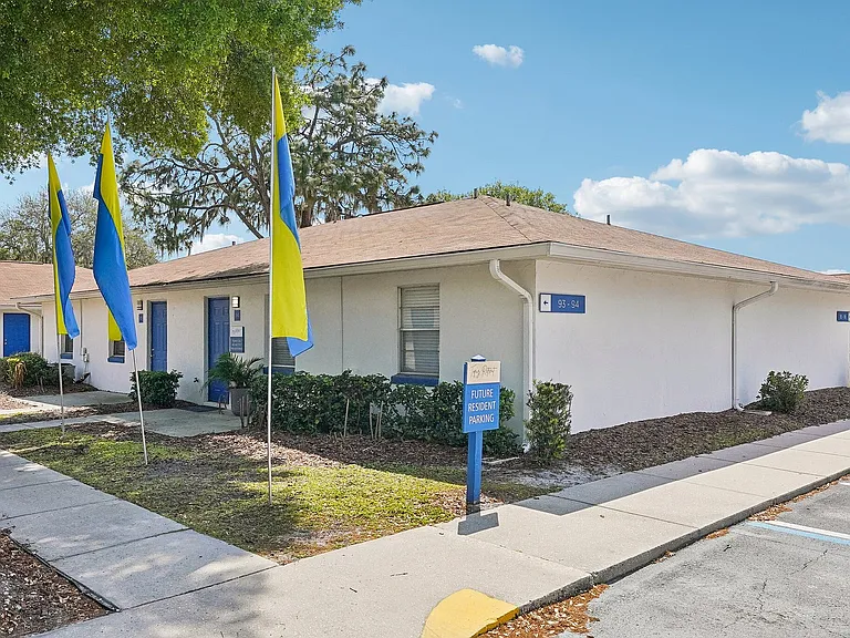 2-web-or-mls-Harden Blvd-S2503-002