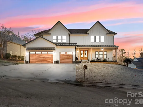 675 Reliance Ct, Tega Cay, SC 29708