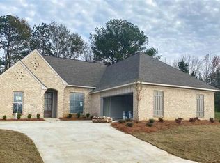 124 Cornerstone Dr, Madison, MS 39110