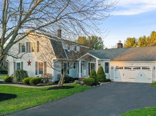 21 Spy Ln, Flemington, NJ 08822