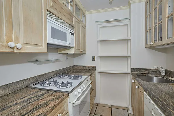 Sold by Brown Harris Stevens | media 9