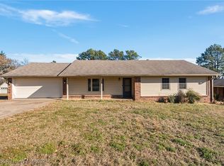 1028 N Camelia St, Greenwood, AR 72936