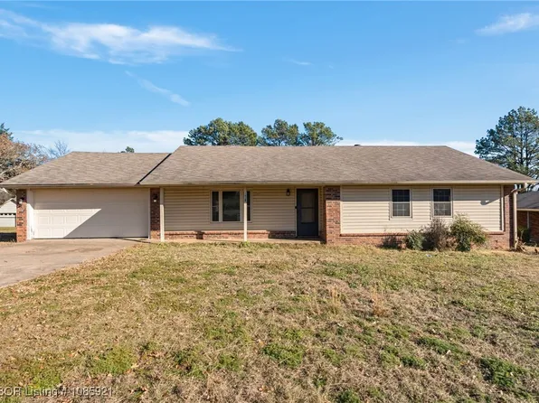 1028 N Camelia St, Greenwood, AR 72936