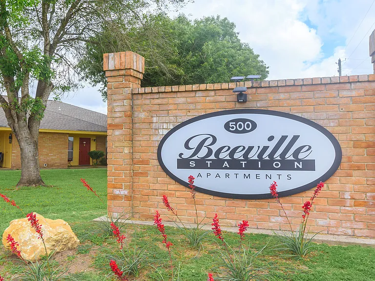 Beeville Station Apartments — Photo 7