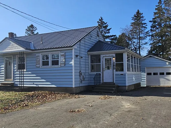 153 Parkway N, Brewer, ME 04412