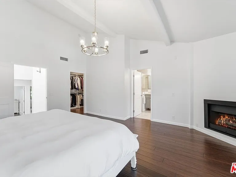 1544 Michael Ln — Photo 29