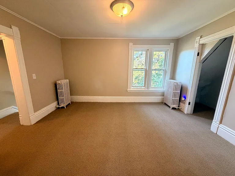 2425 Four Mile Rd NW — Photo 4