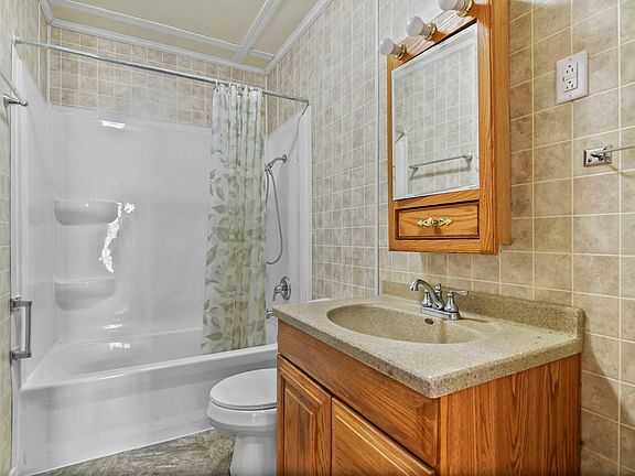 3rd image of 2636 S 7th St