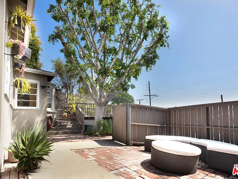 1337 Westerly Ter — Photo 8