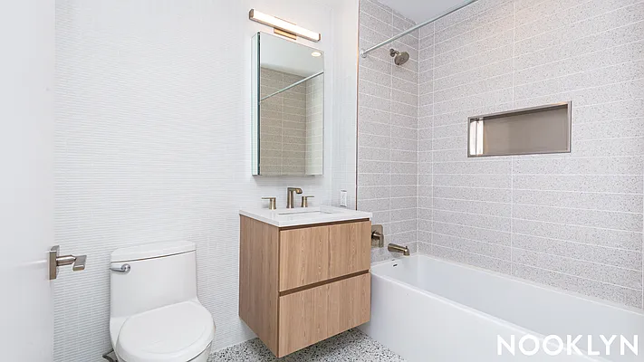 Rented by Nooklyn NYC LLC | media 24