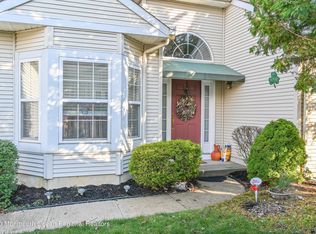 29 Rochford Dr, Manchester, NJ 08759