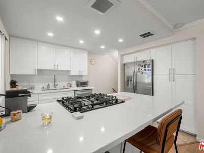 18333 Hatteras St Unit 20, Tarzana, CA, 91356