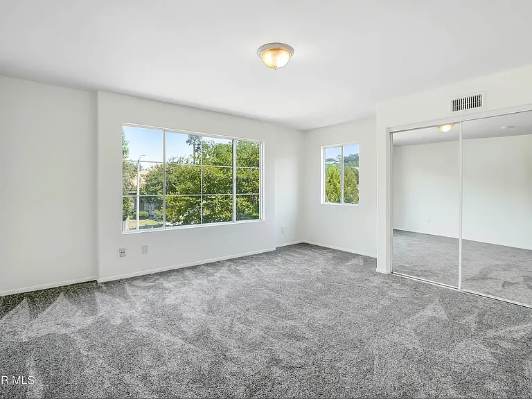 1955 Autumnbreeze Pl — Photo 9