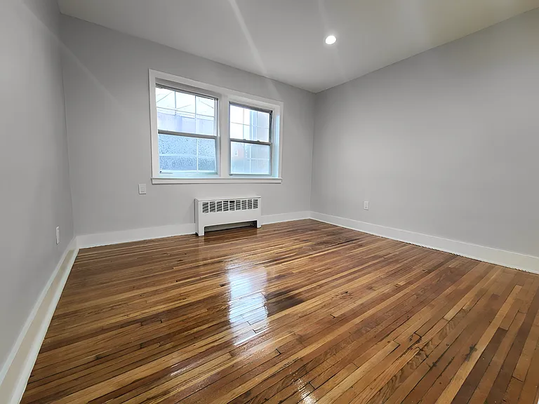 57 Branch Brook Pl #20E — Photo 2