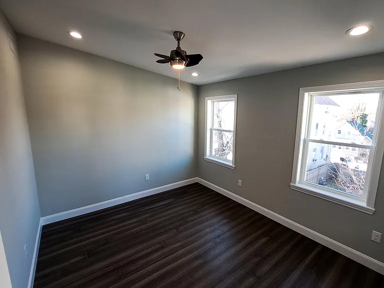 33 Grand St #2 — Photo 9