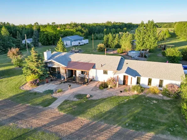 41243 W Range Road 205, Camrose County, AB T0B 0H0