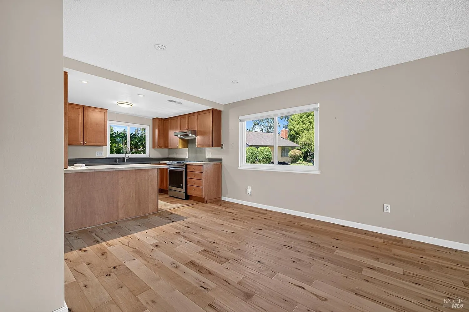 402 Meadowgreen Drive - Photo 8