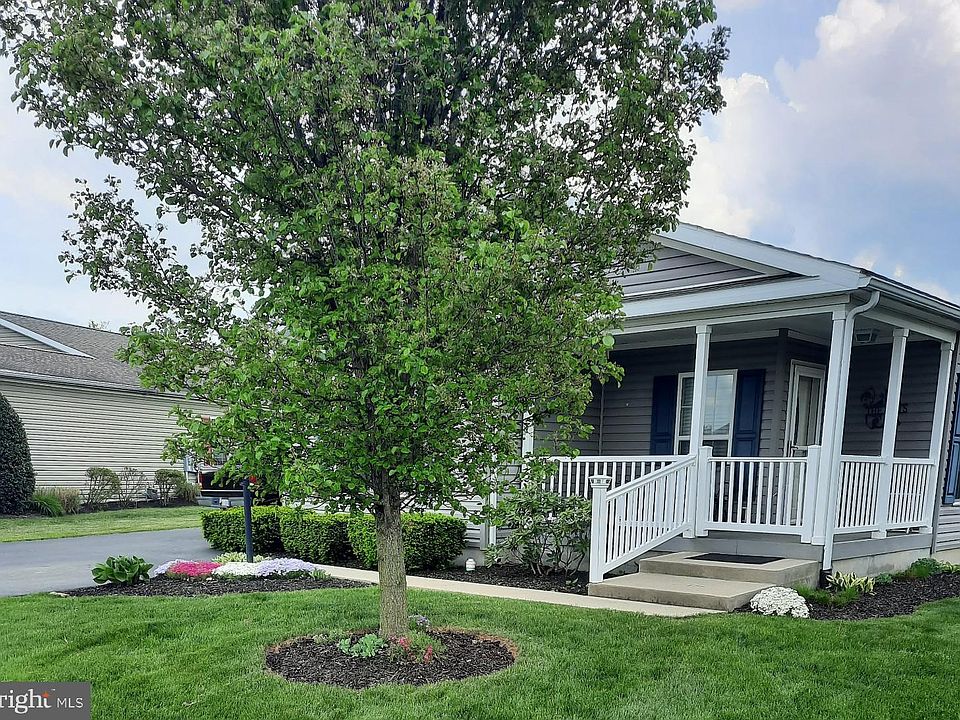 2nd image of 12 Cormorant Dr
