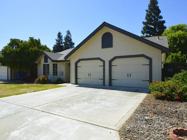 1879 E El Paso Ave, Fresno, CA 93720