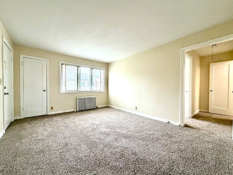105 NE 61st Ave #1-21 — Photo 4