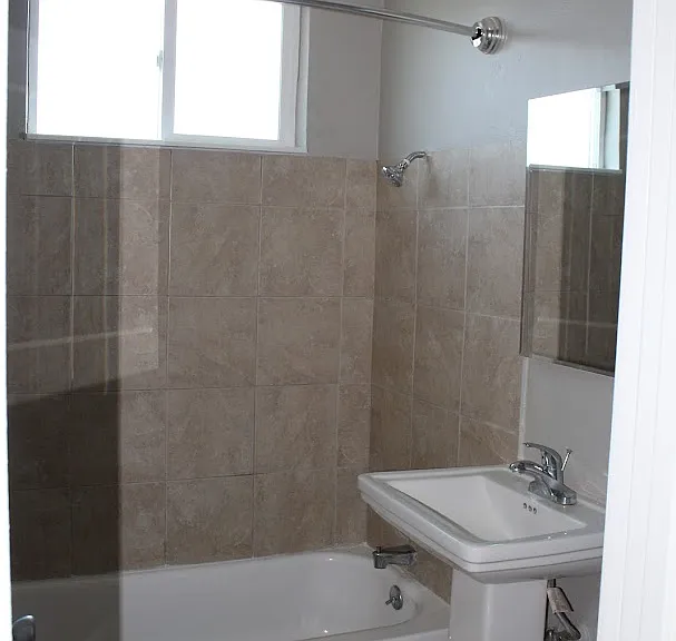 3429 W Ball Rd #7 — Photo 1