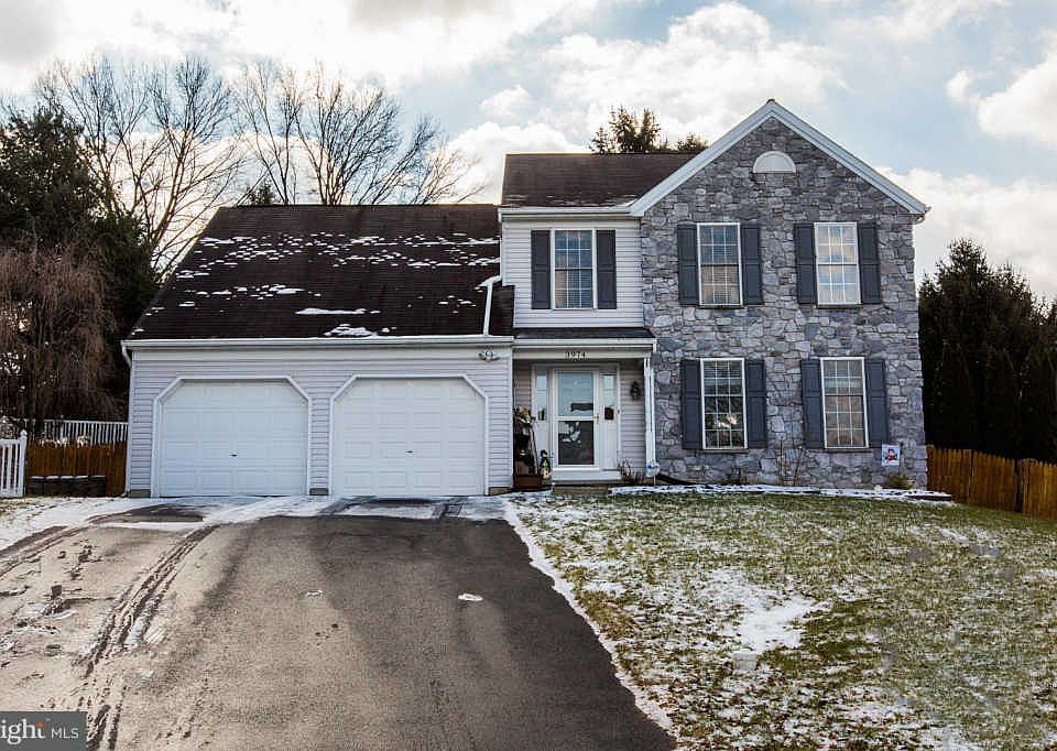 1st image of 3974 Birchwood Ln
