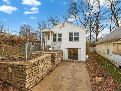 8727 E Lexington Ave, Independence, MO, 64053