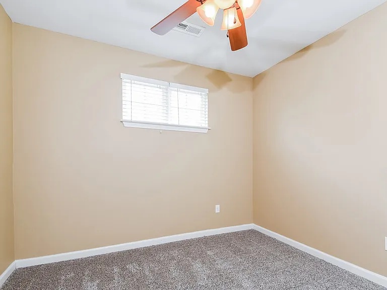 735 Bitting Hall Cir — Photo 13