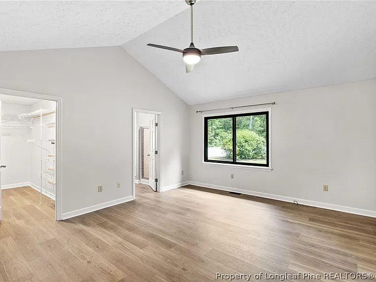 4148 Bent Grass Dr — Photo 37